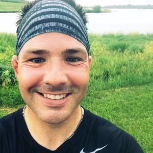 Meet your Posher, Tom